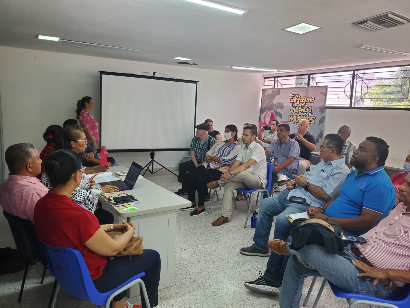 FALLO ORDENA DESMONTE DE (11) ONCE TALANQUERAS EN EL BARRIO EL COUNTRY